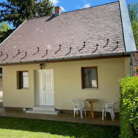 Apartment Petofi24