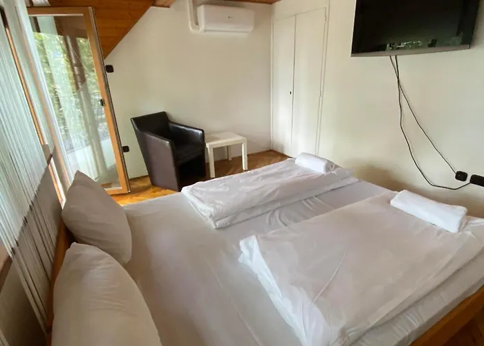 Petofi24 Apartament *