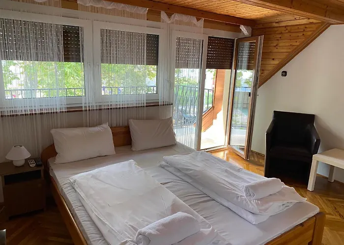 Apartament Petofi24 *